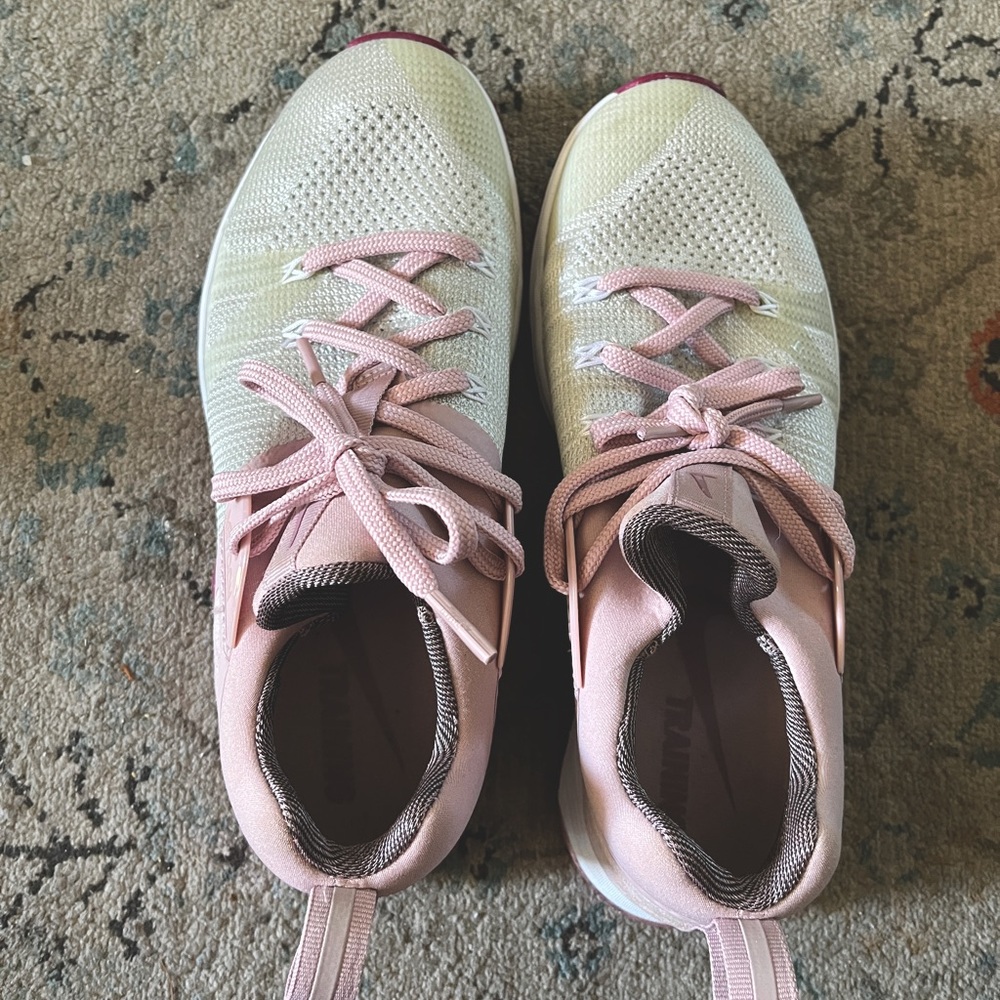 Nike Pink Women's Metcon Flyknit 3 - Size 7.5